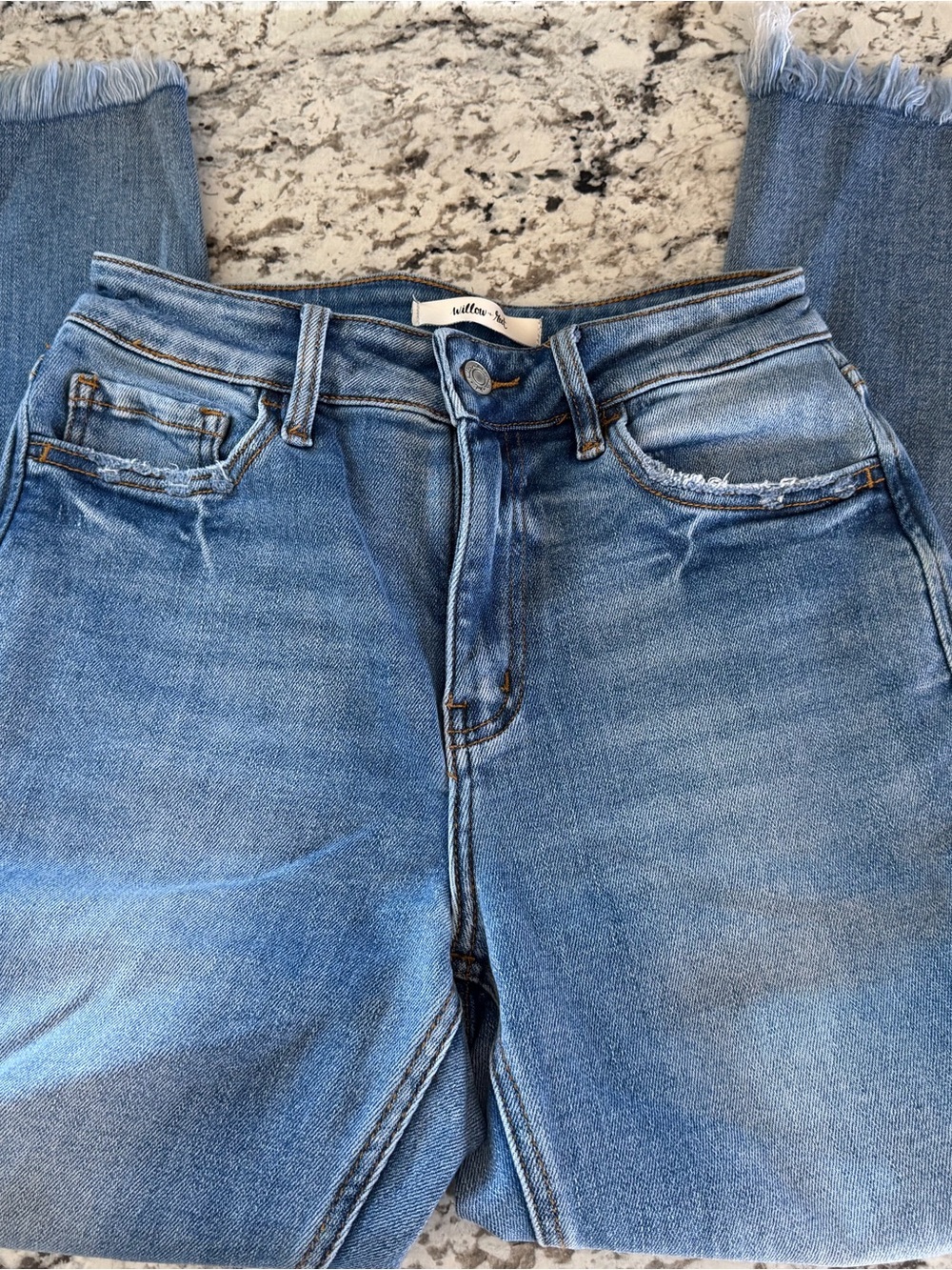 Willow Root Size 26” x 27”Women Jeans Ankle Skinny High Rise Distress